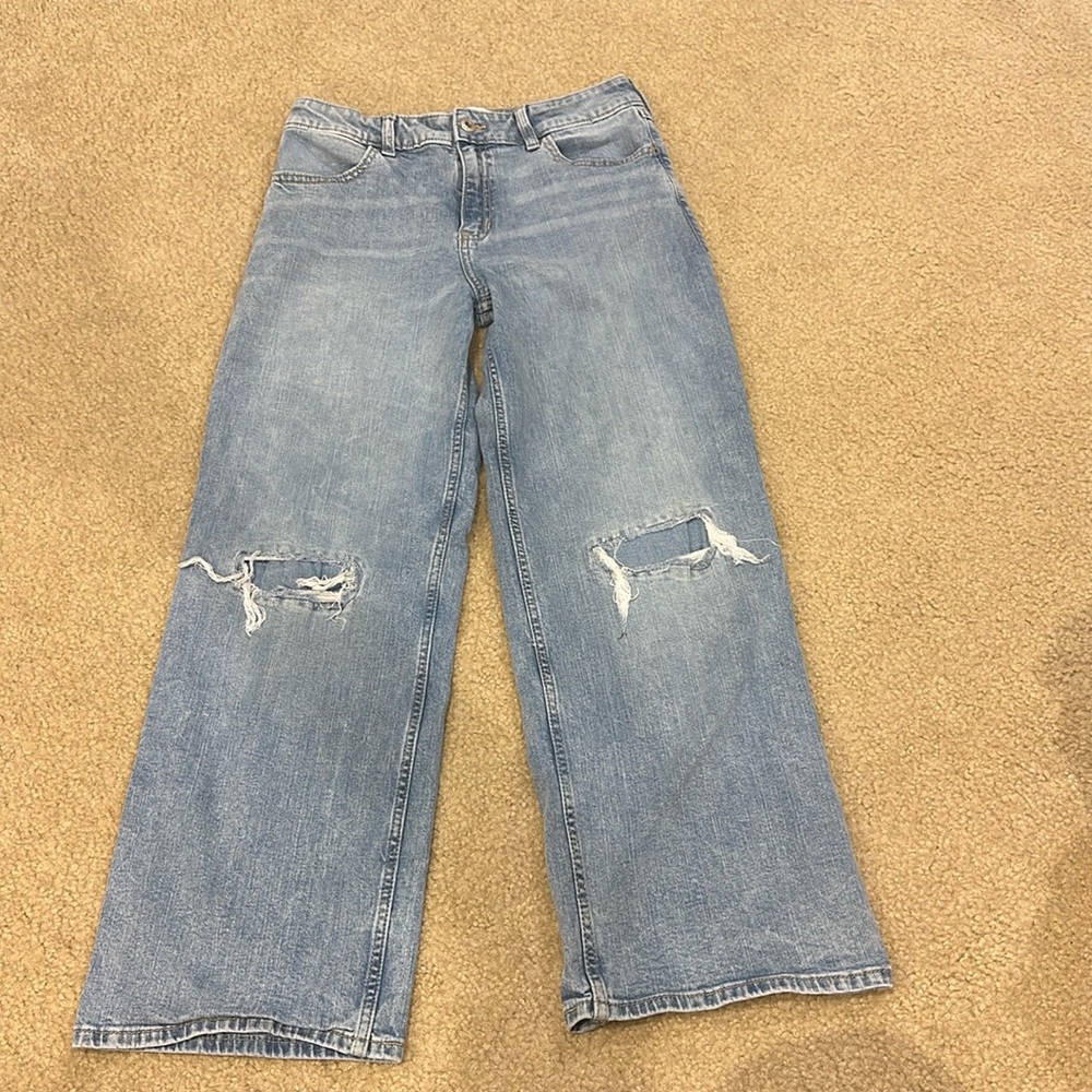 Abercrombie wide led distressed jeans
